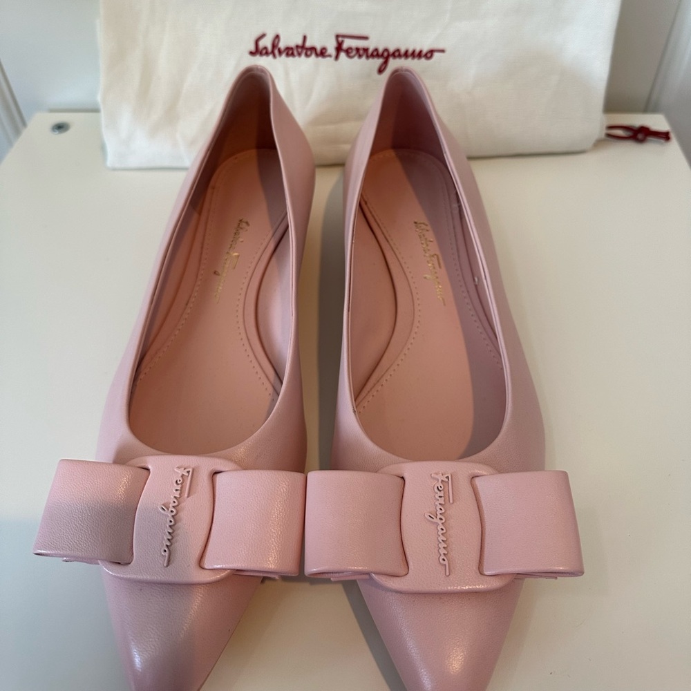 Salvatore Ferragamo Pink Heels with Bow Detail